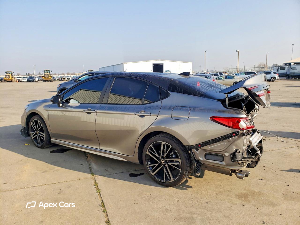 Toyota Camry 2026