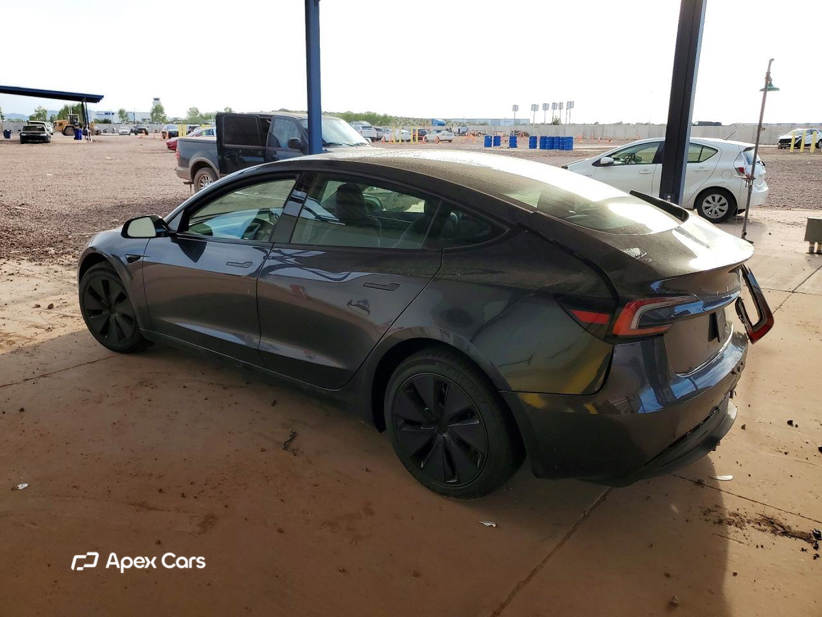 Tesla Model 3 2025