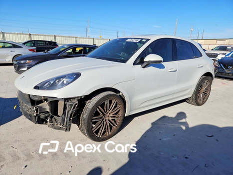 Porsche Macan 2016 - Image 1 of 15