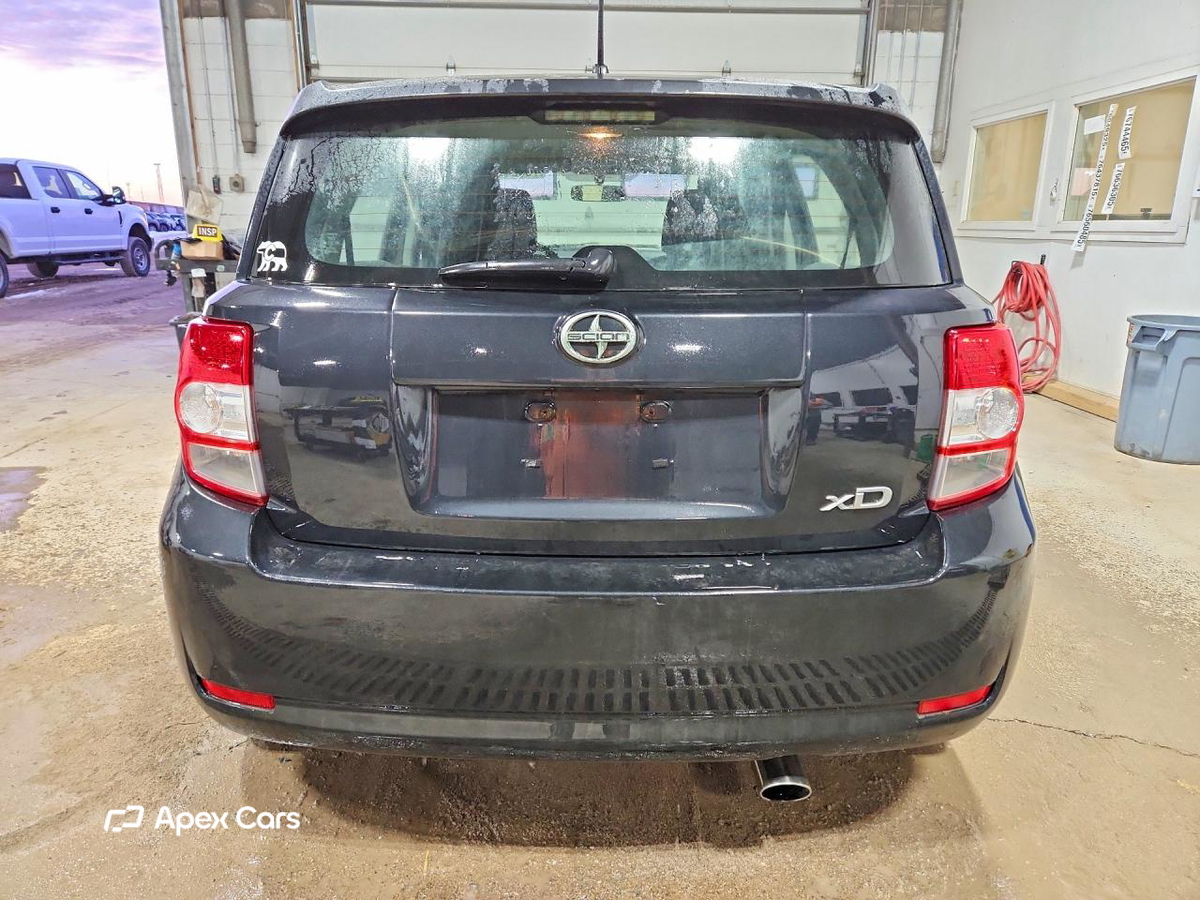 Toyota  2011