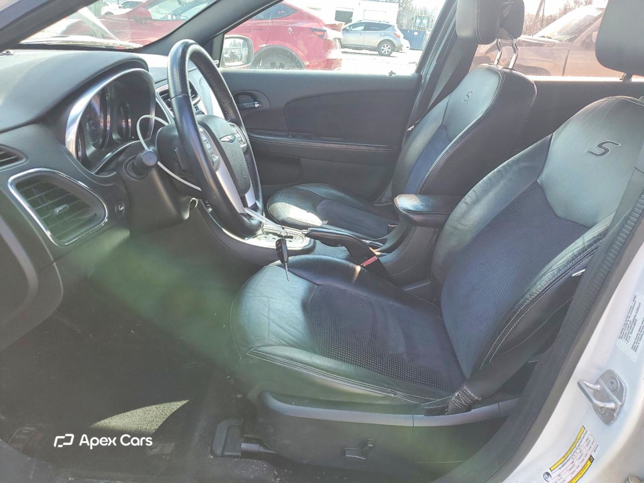 Chrysler 200 2013