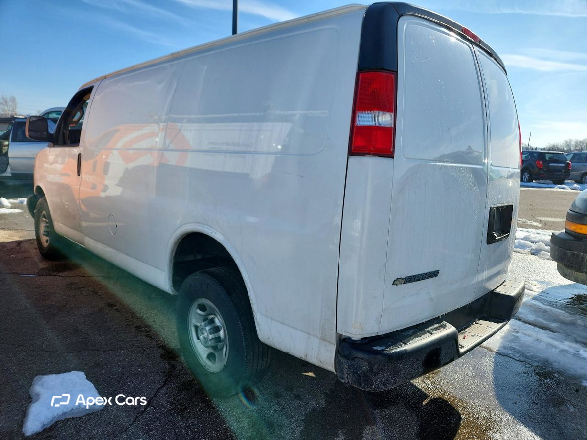 Chevrolet Express 2021