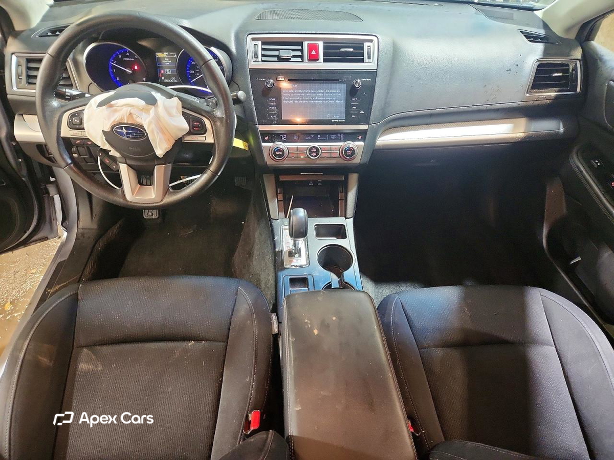 Subaru Legacy 2015