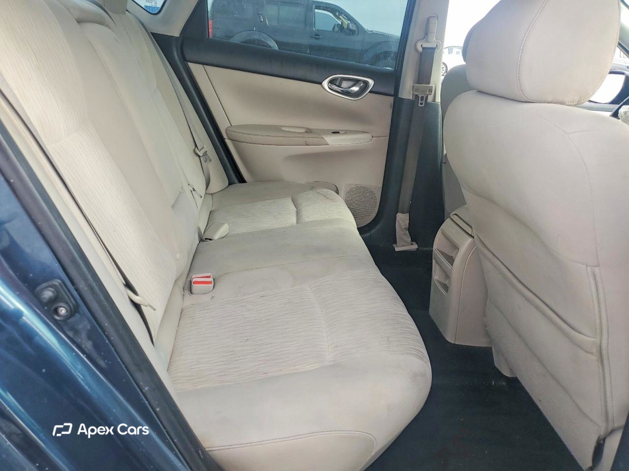 Nissan Sentra 2015