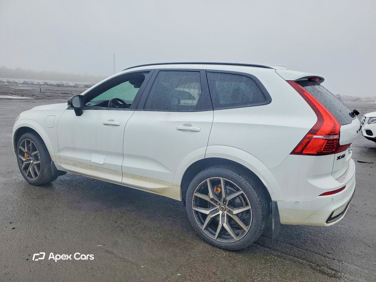 Volvo XC60 2022
