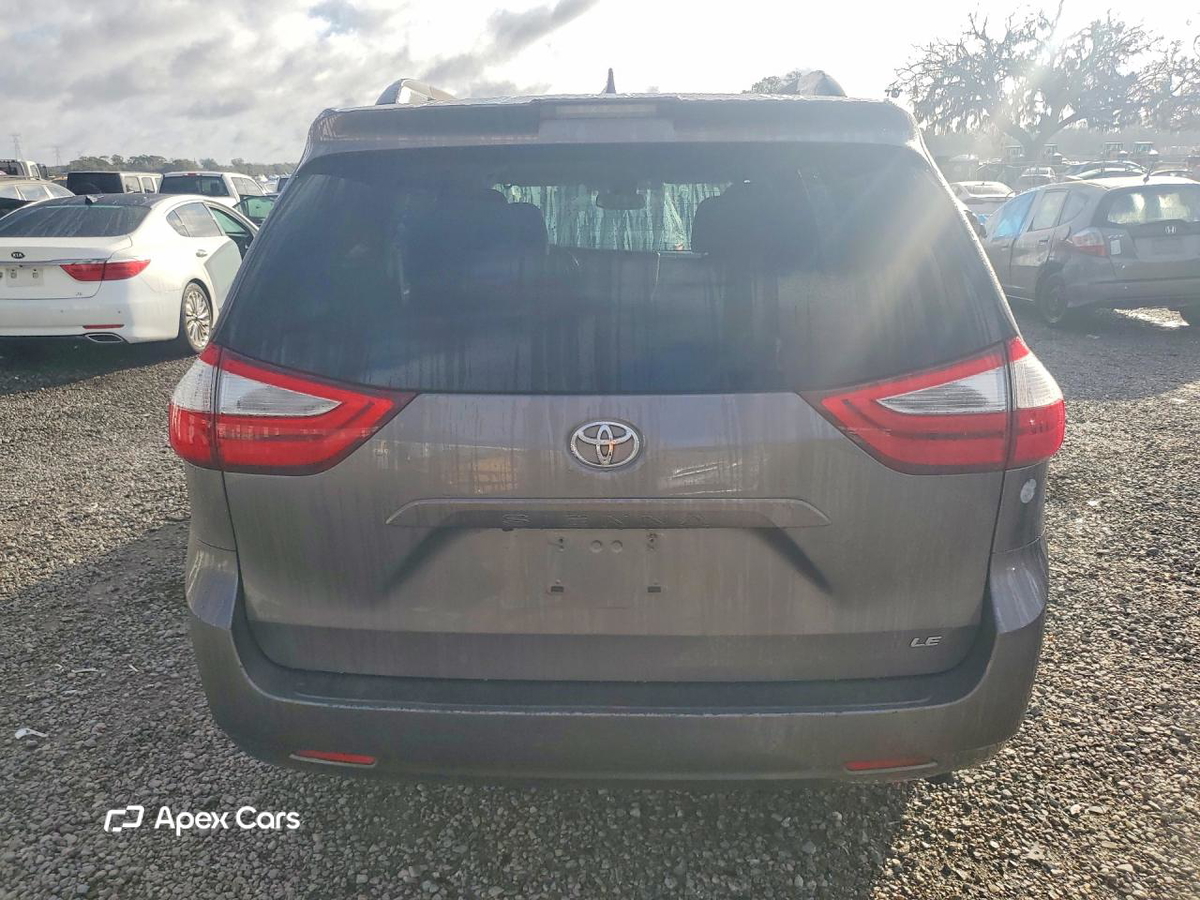 Toyota Sienna 2018