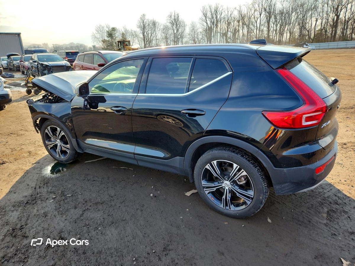 Volvo XC40 2021