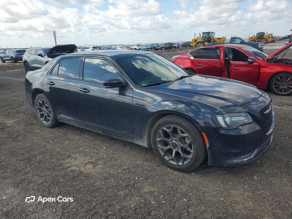 Chrysler 300 2017