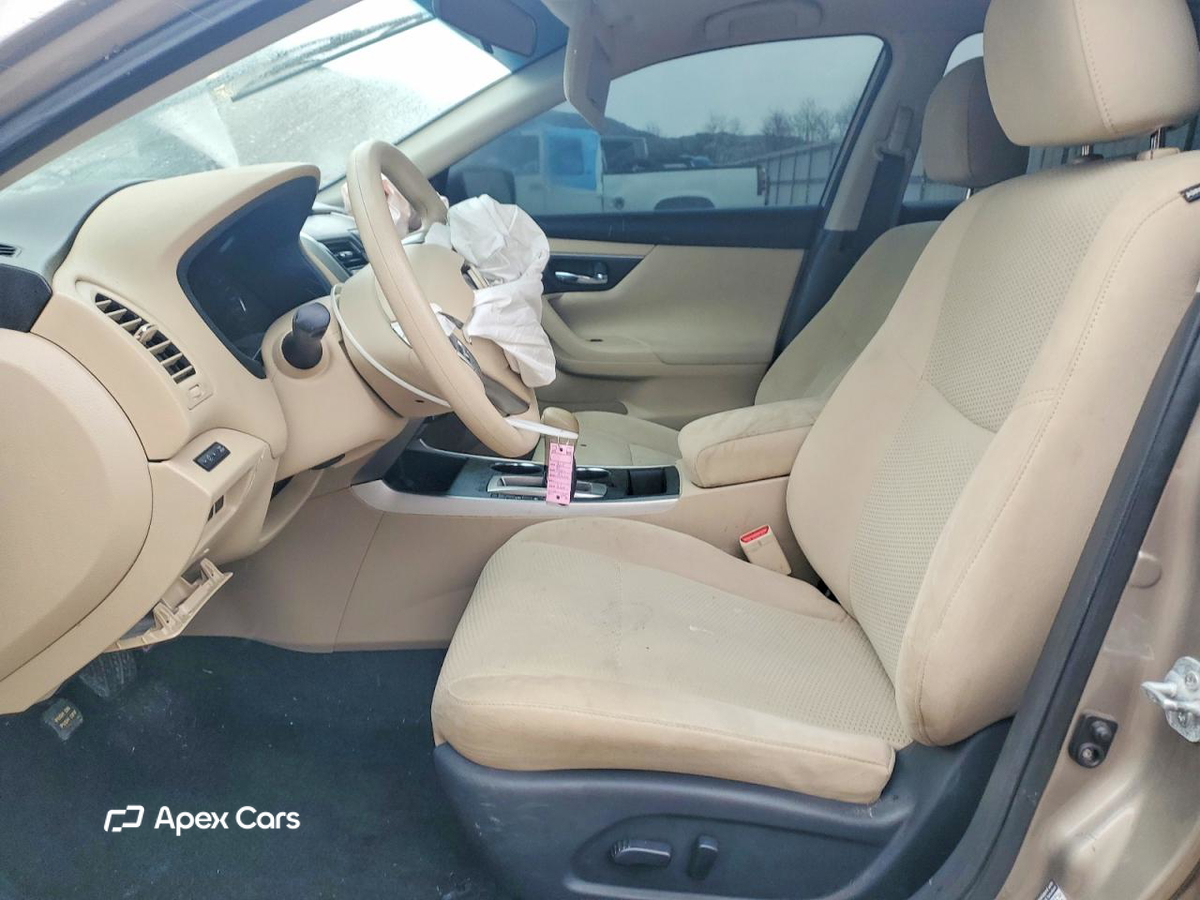 Nissan Altima 2015