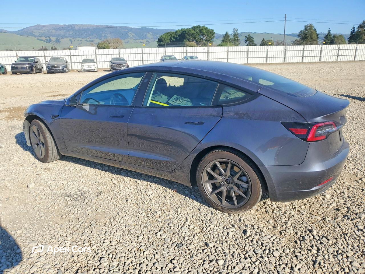 Tesla Model 3 2022