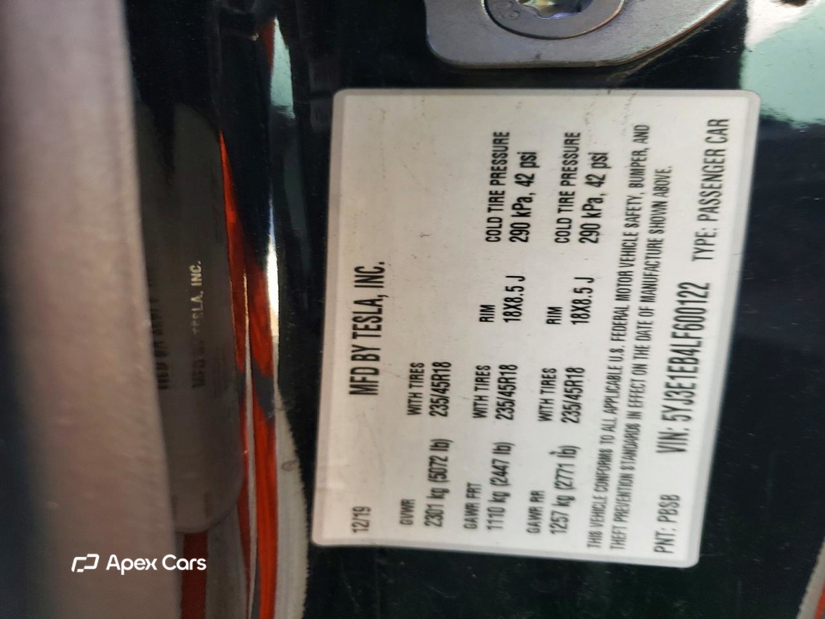 Tesla Model 3 2020