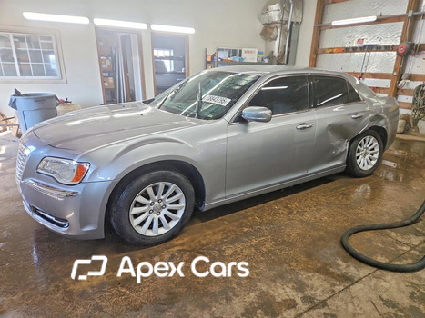 Chrysler 300 2013 - Image 1 of 13