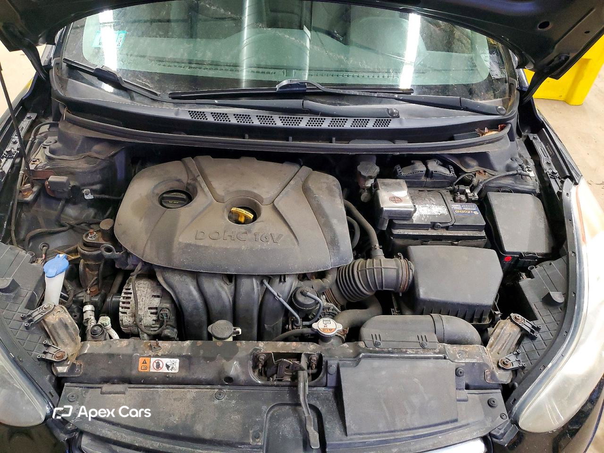 Hyundai Elantra 2013