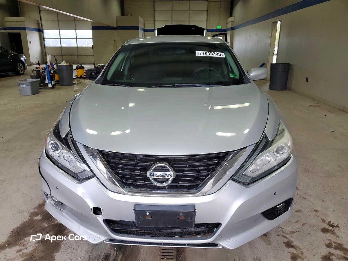 Nissan Altima 2017