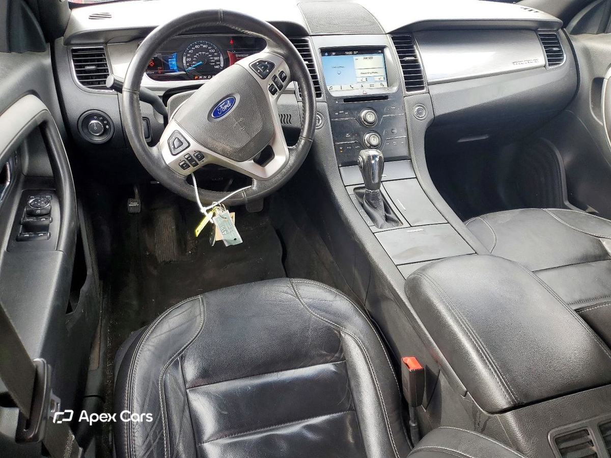 Ford Taurus 2016