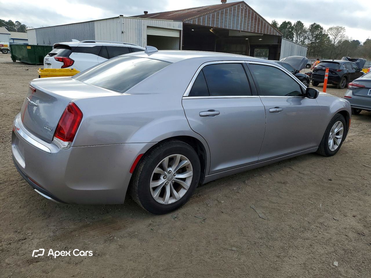 Chrysler 300 2015