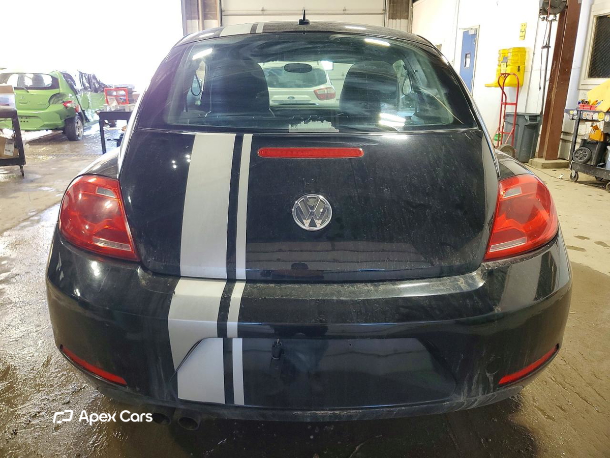 Volkswagen Beetle 2012