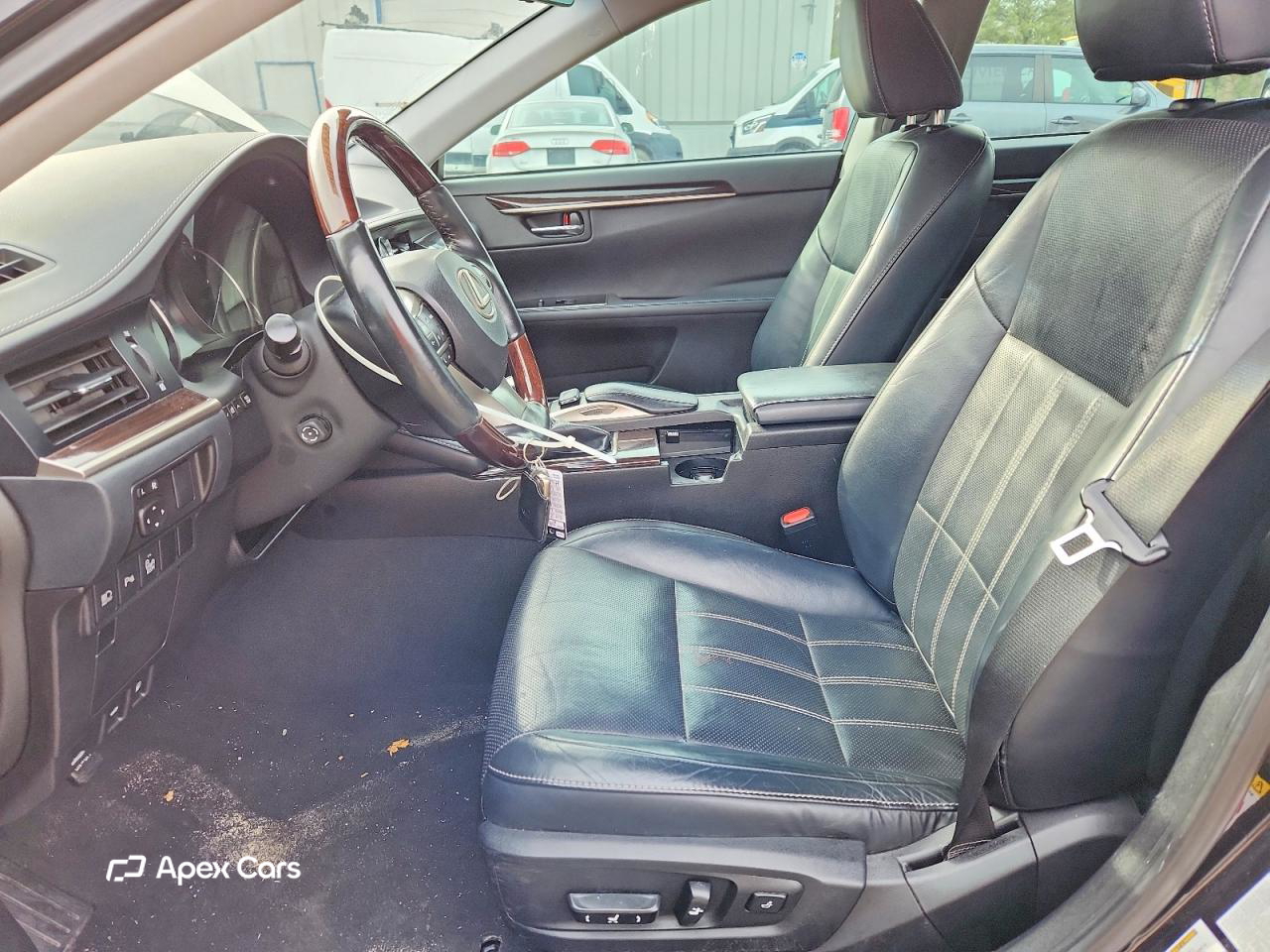 Lexus ES 2018