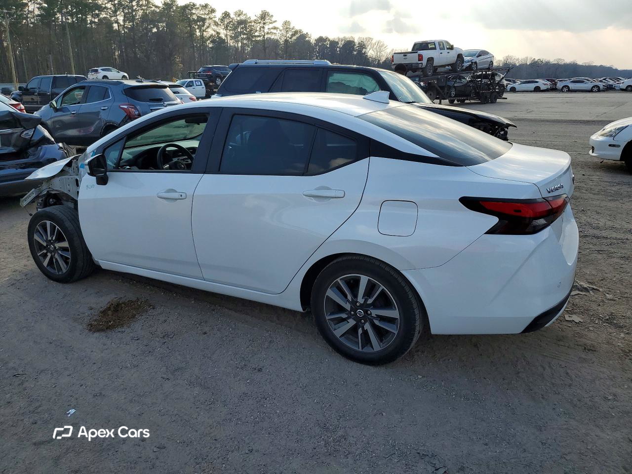Nissan Versa 2021