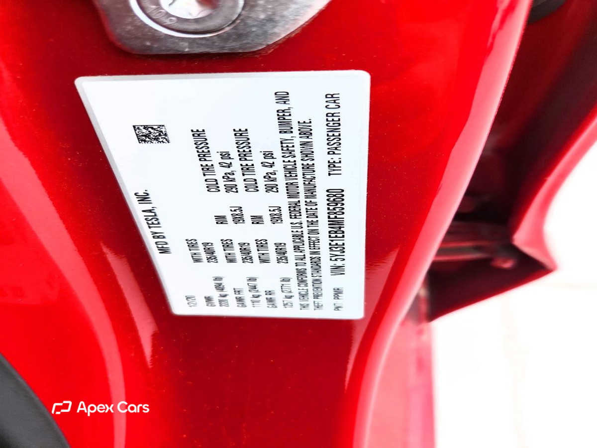 Tesla Model 3 2021