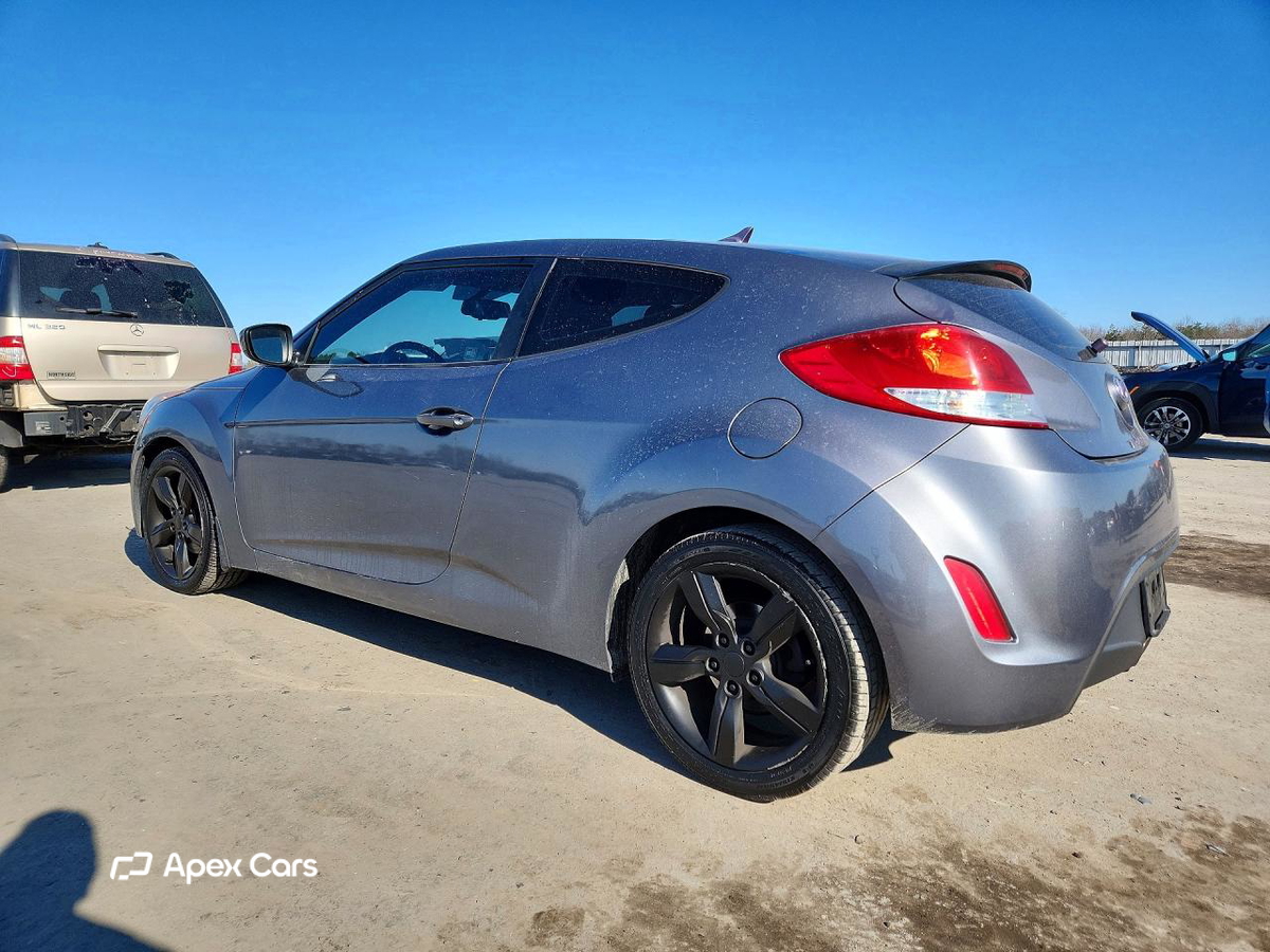 Hyundai Veloster 2012