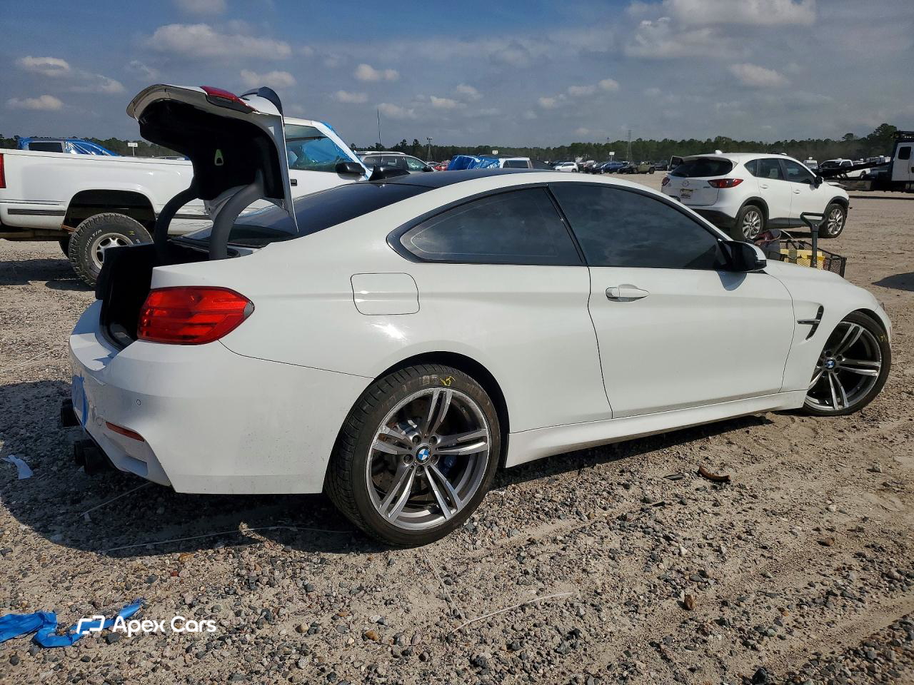 BMW M4 2015