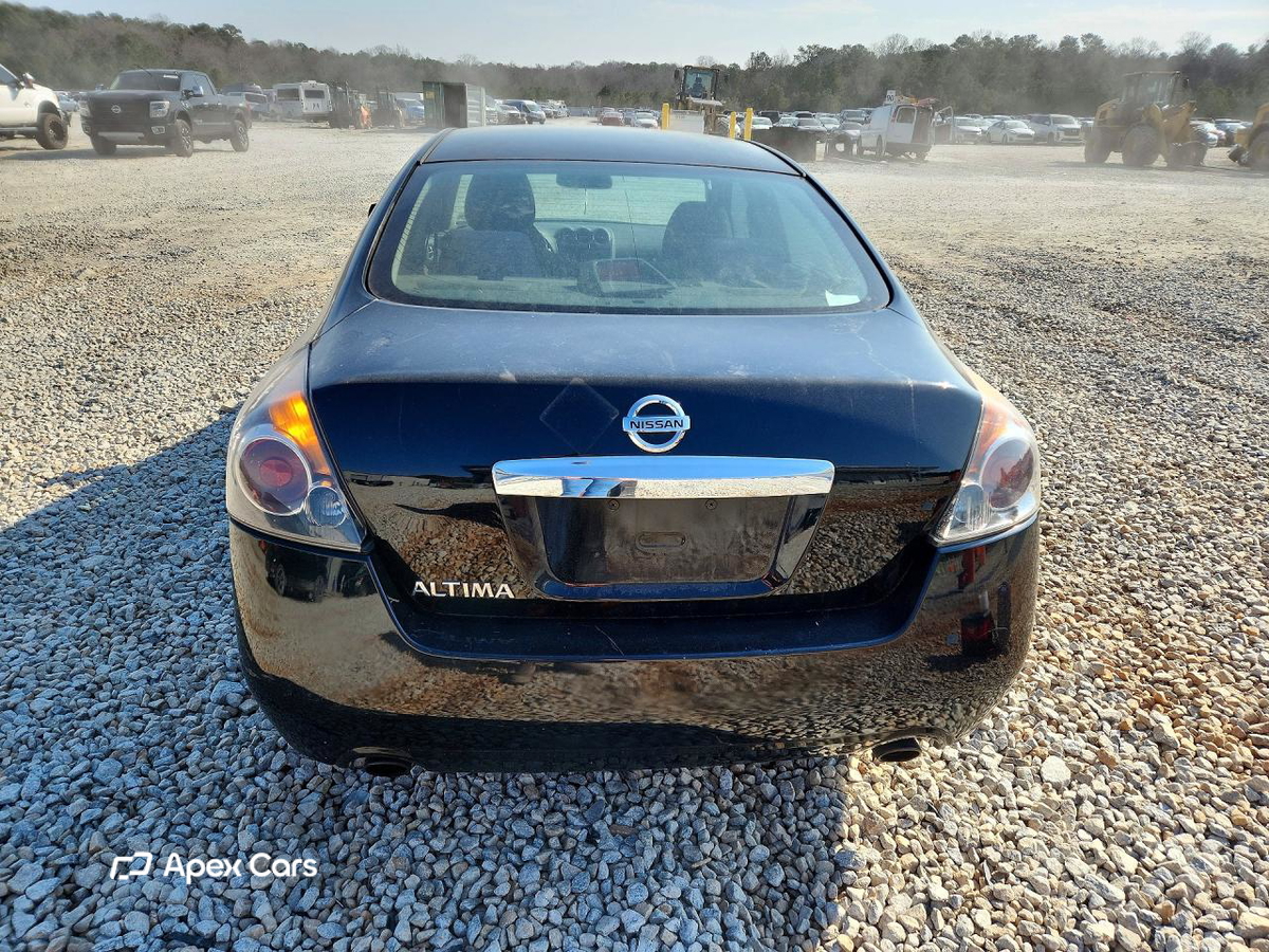 Nissan Altima 2012