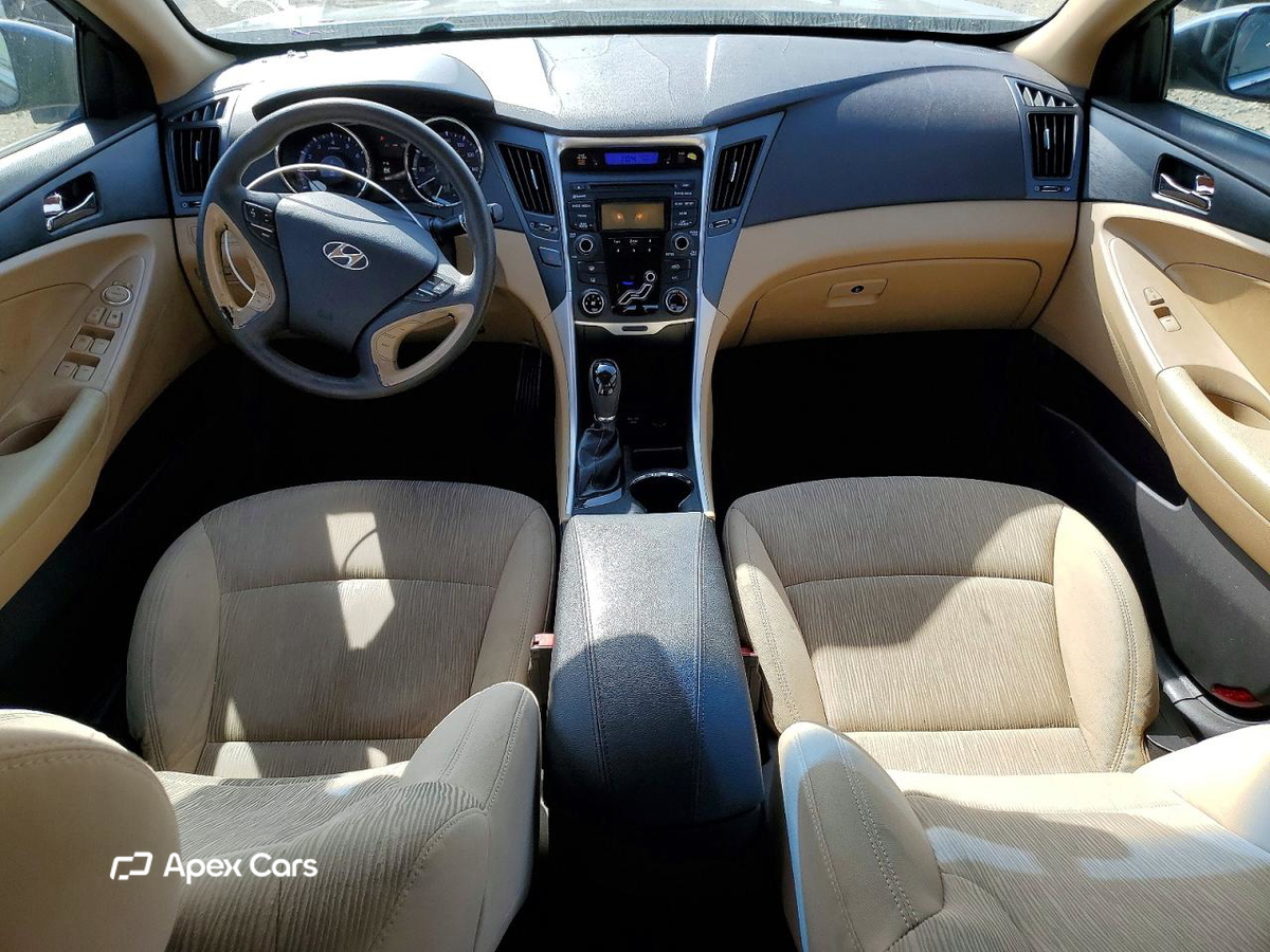 Hyundai Sonata 2012