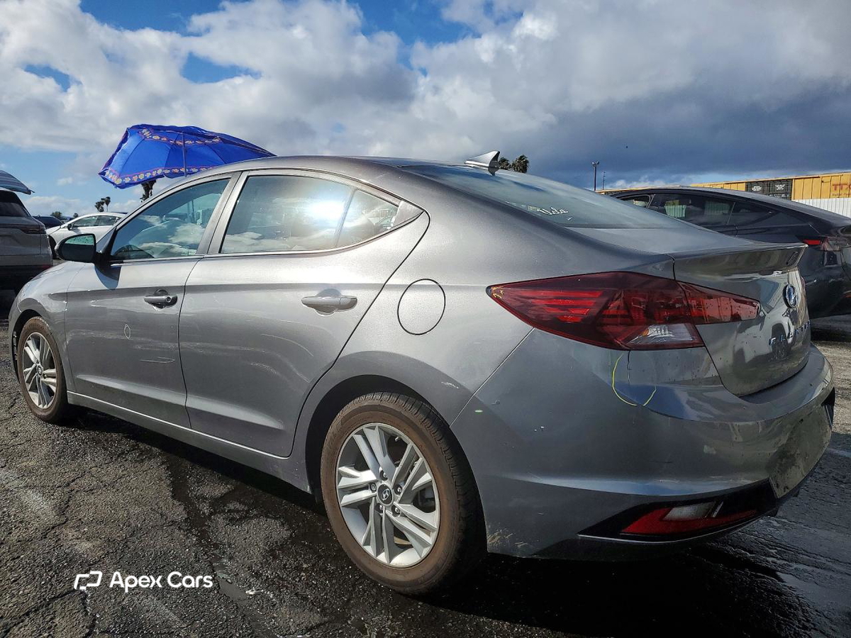 Hyundai Elantra 2020