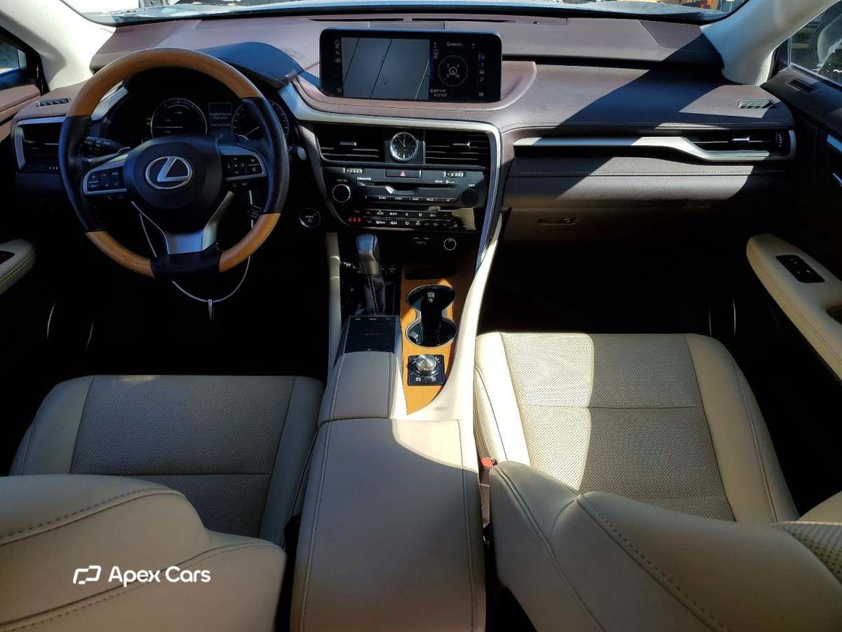 Lexus RX 2020