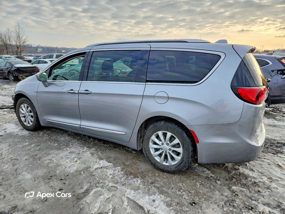 Chrysler Pacifica 2018