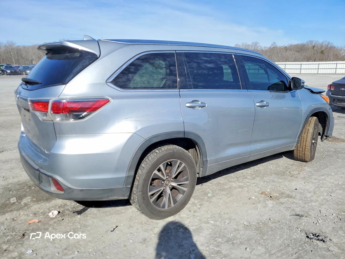 Toyota Highlander 2016