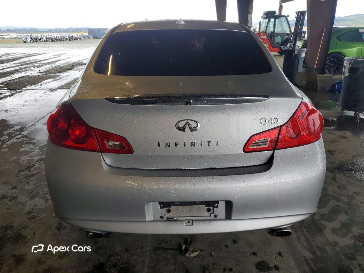 Infiniti Q40 2015