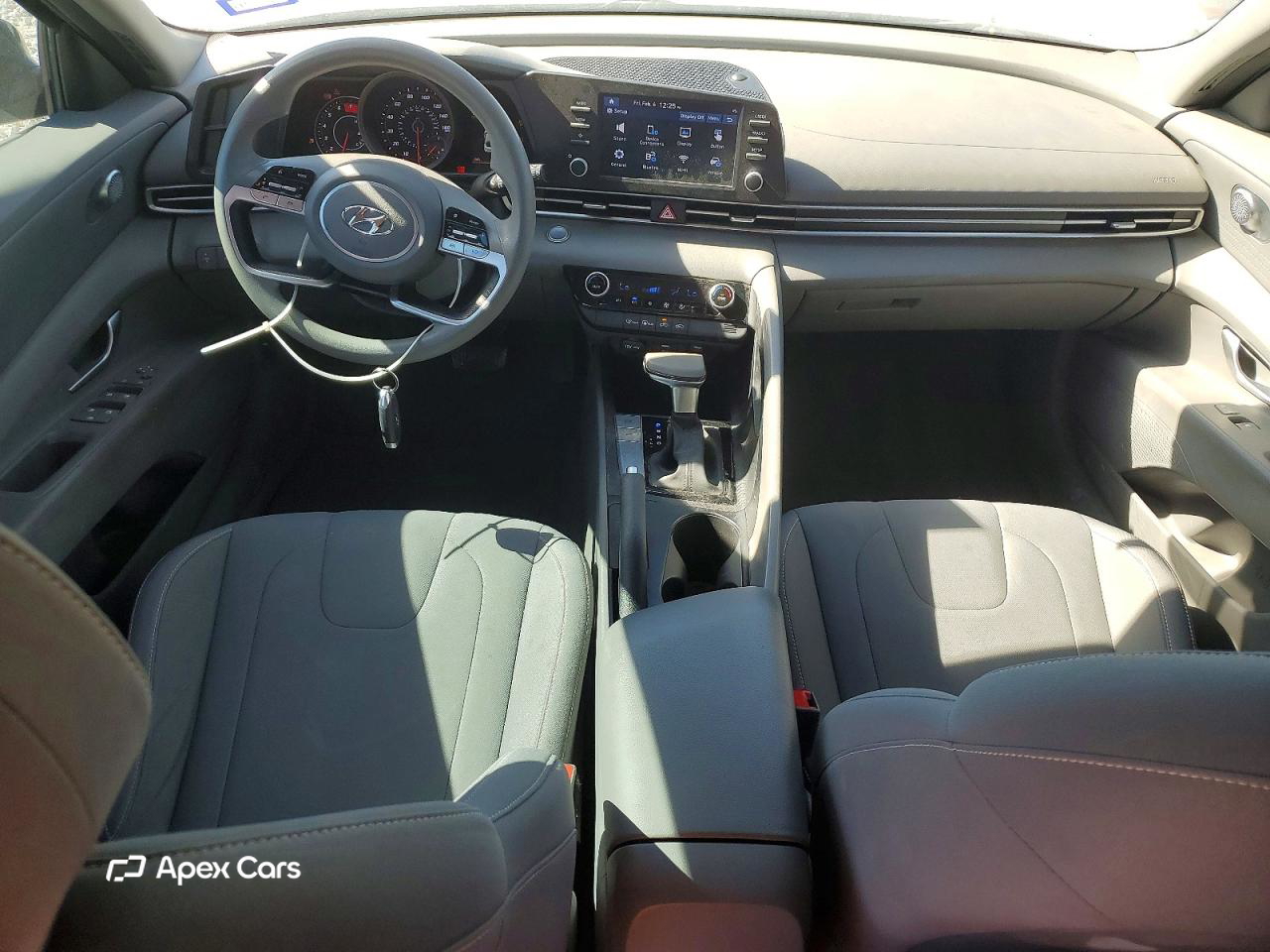 Hyundai Elantra 2023