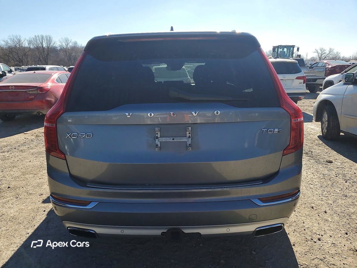 Volvo XC90 2016
