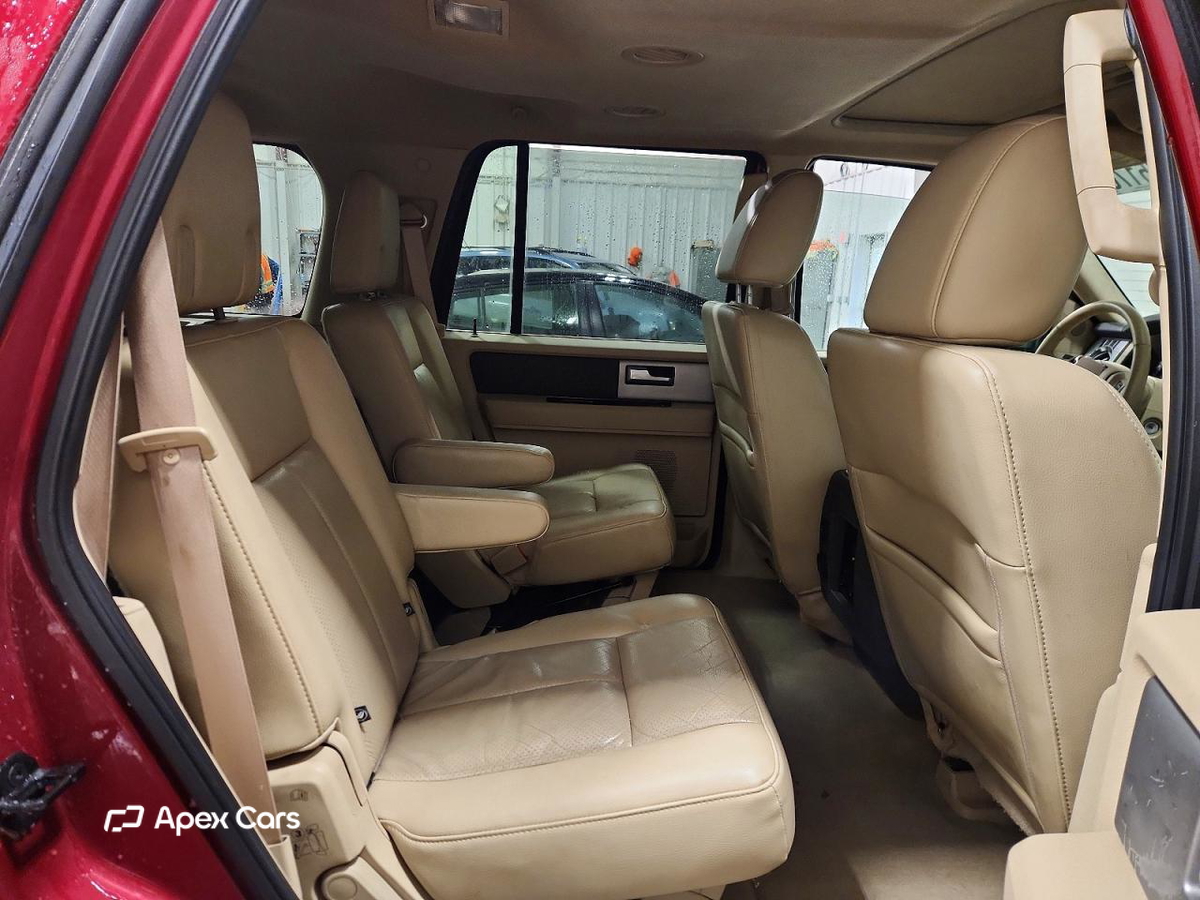 Ford Expedition 2014