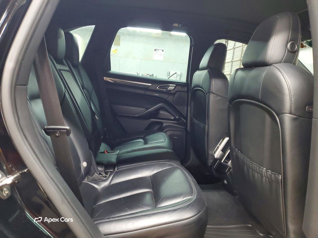 Porsche Cayenne 2016