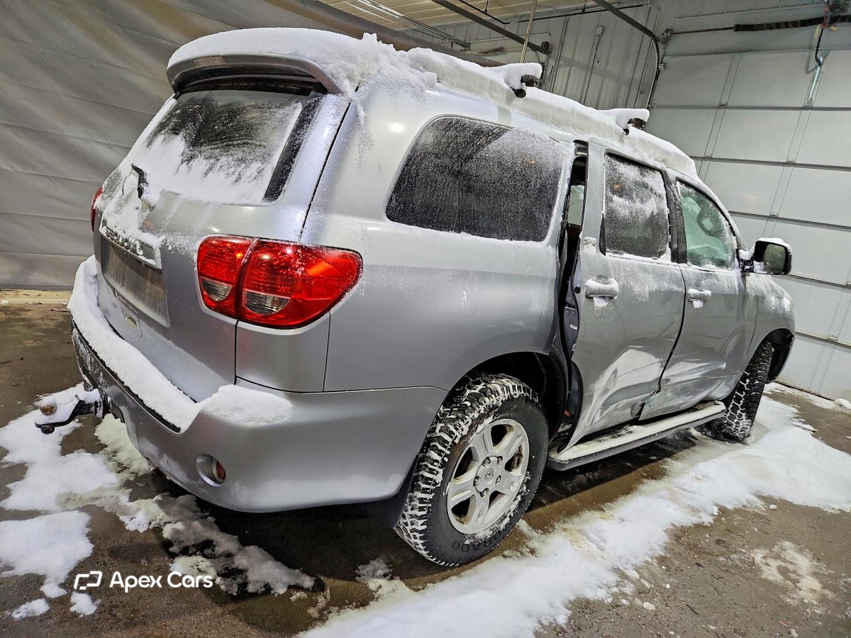 Toyota Sequoia 2012