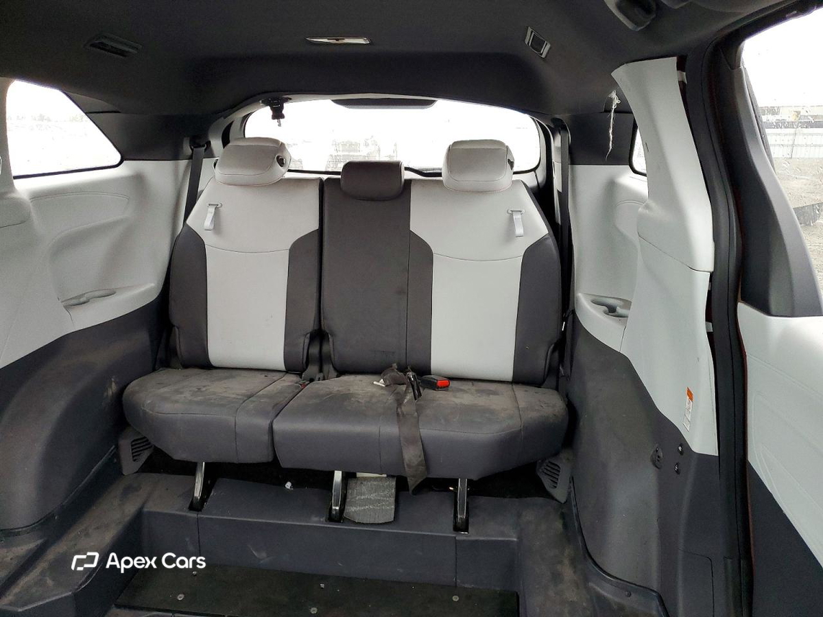 Toyota Sienna 2023