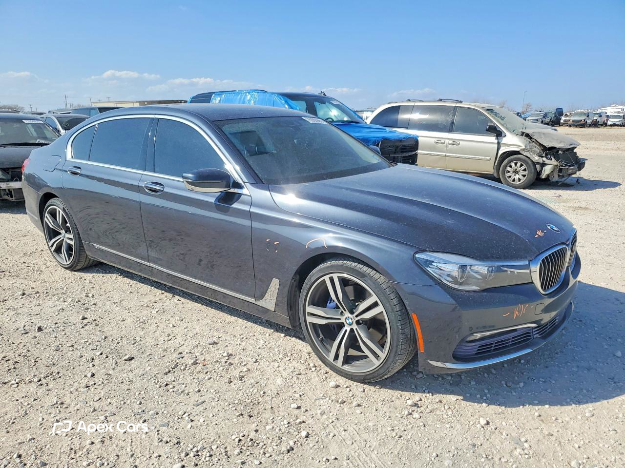 BMW Series 7 2016