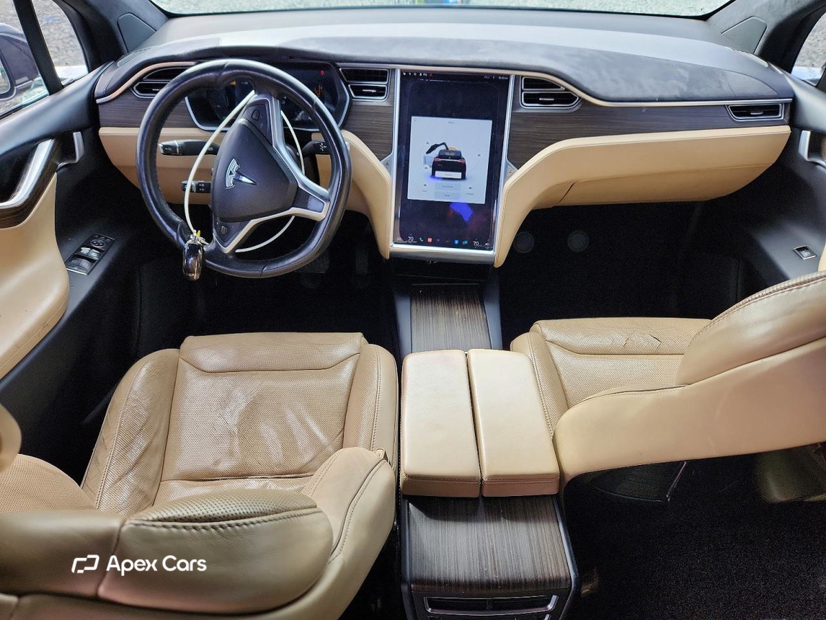 Tesla Model X 2016