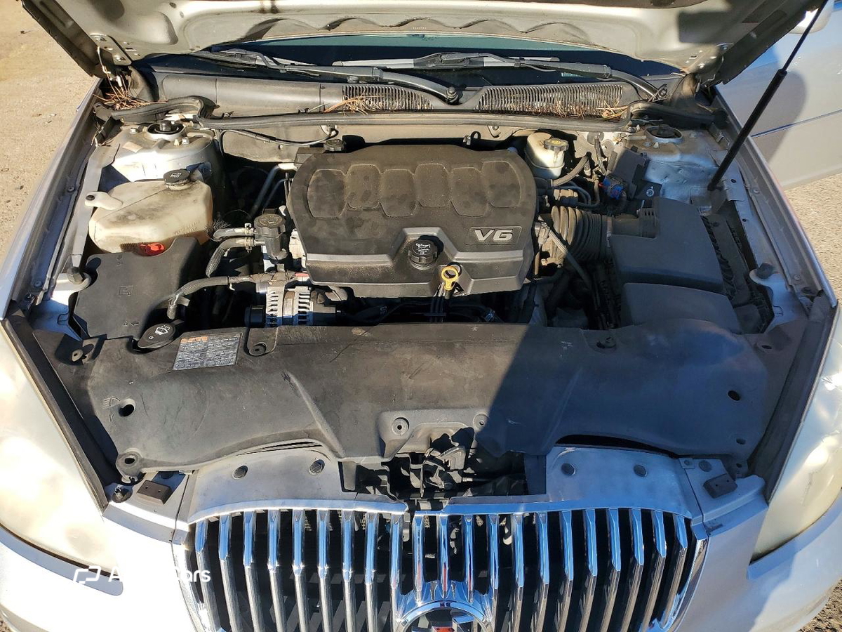 Buick Lucerne 2011