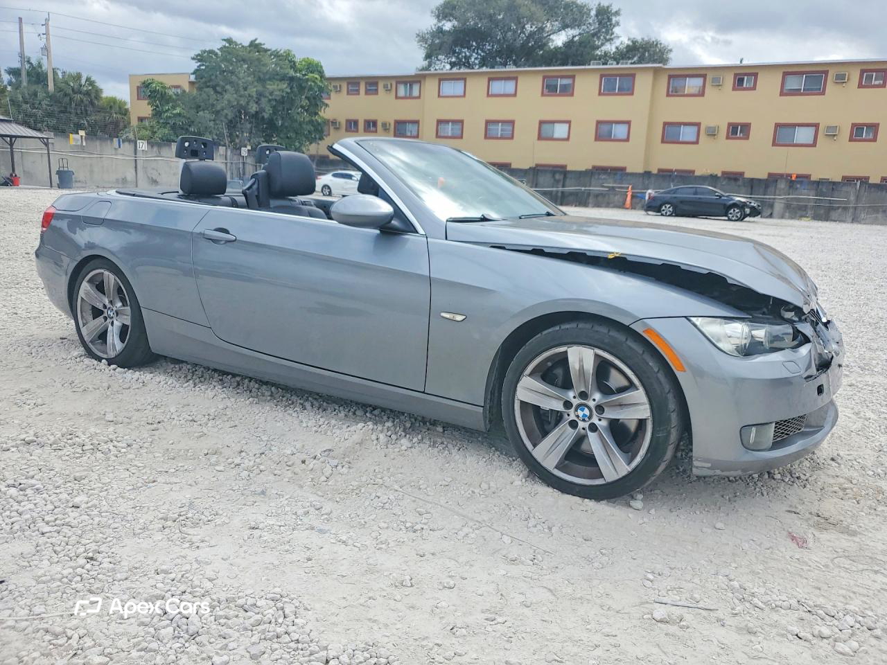 BMW Series 3 2009