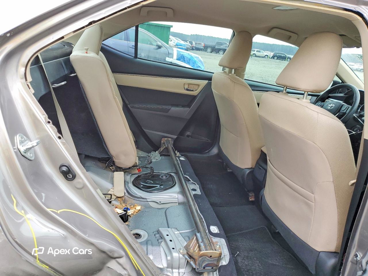 Toyota Corolla 2015