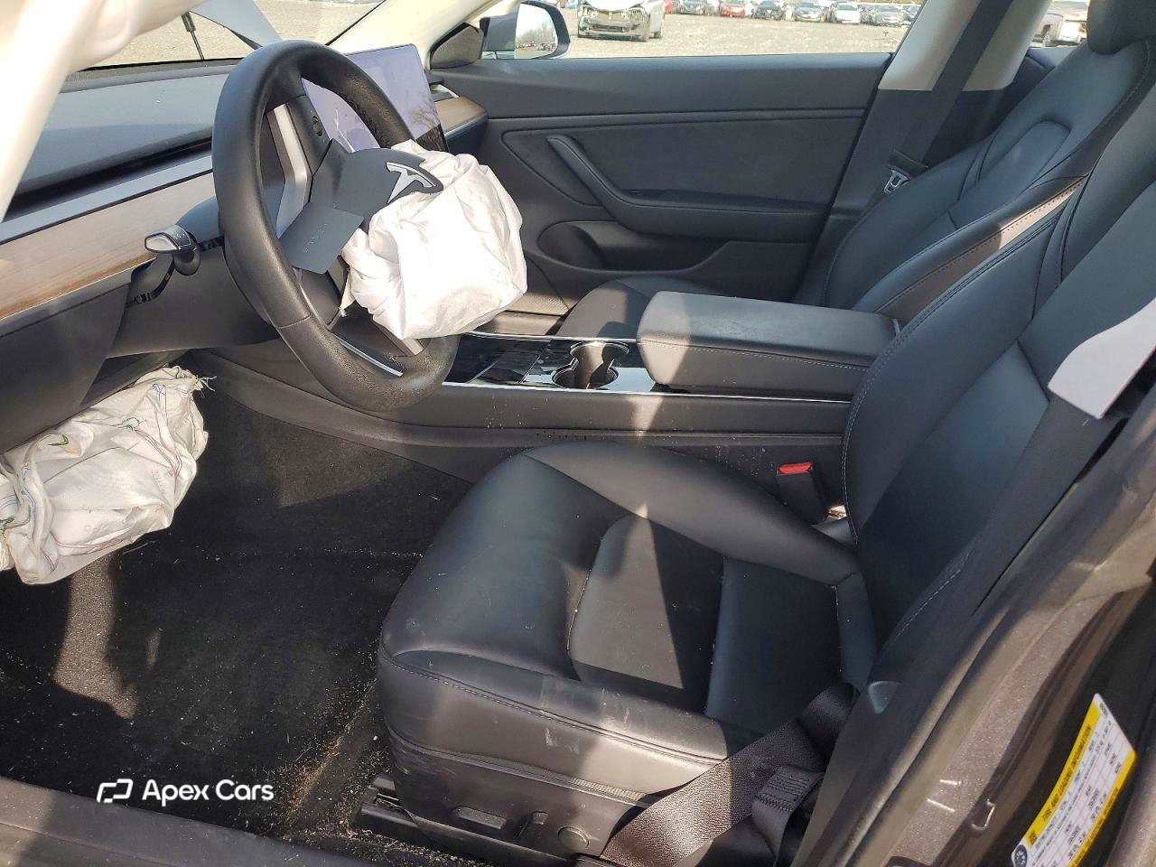 Tesla Model 3 2020