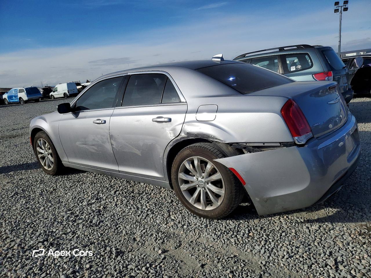 Chrysler 300 2017