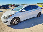 Hyundai Elantra 2015