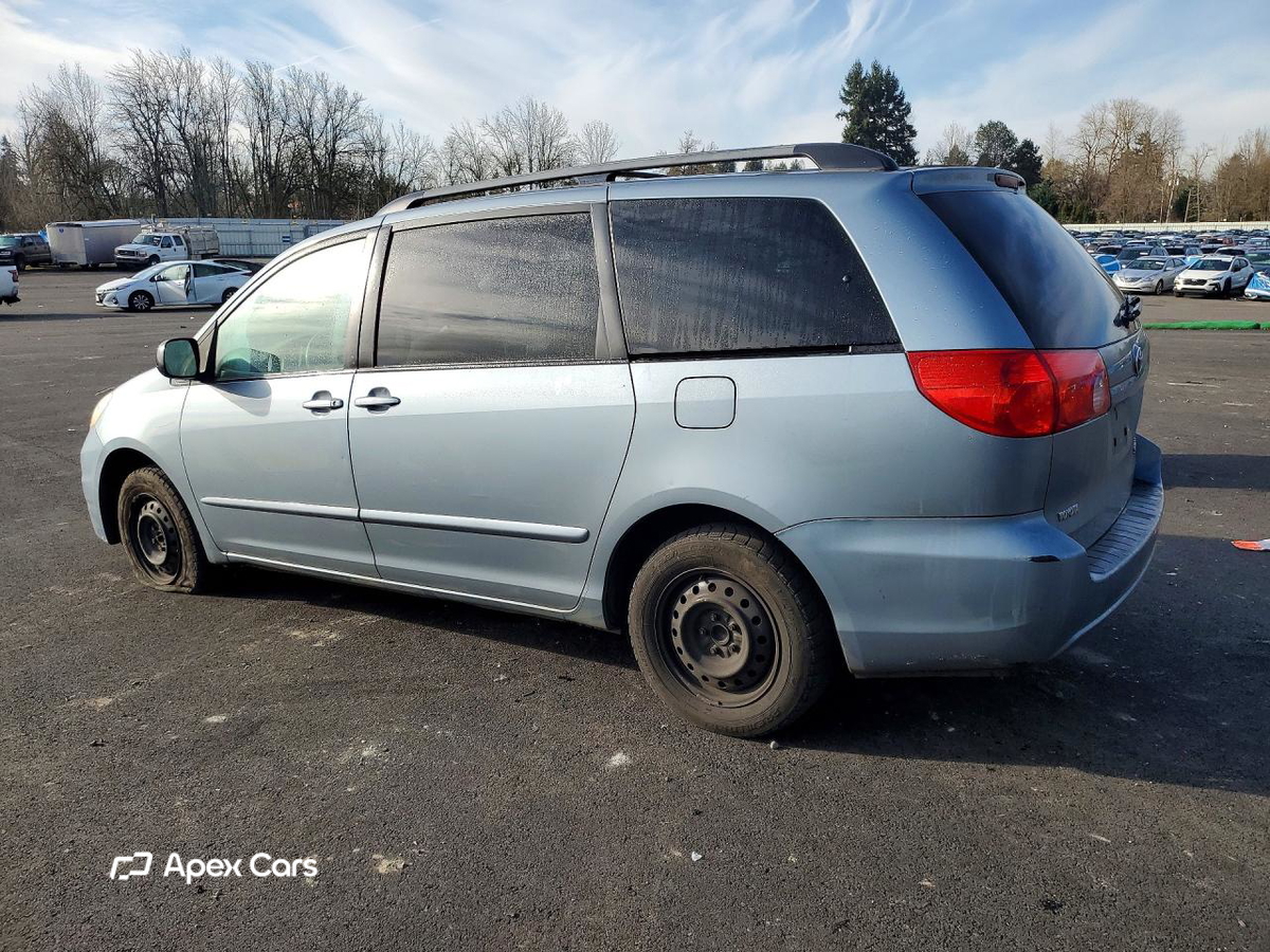 Toyota Sienna 2010