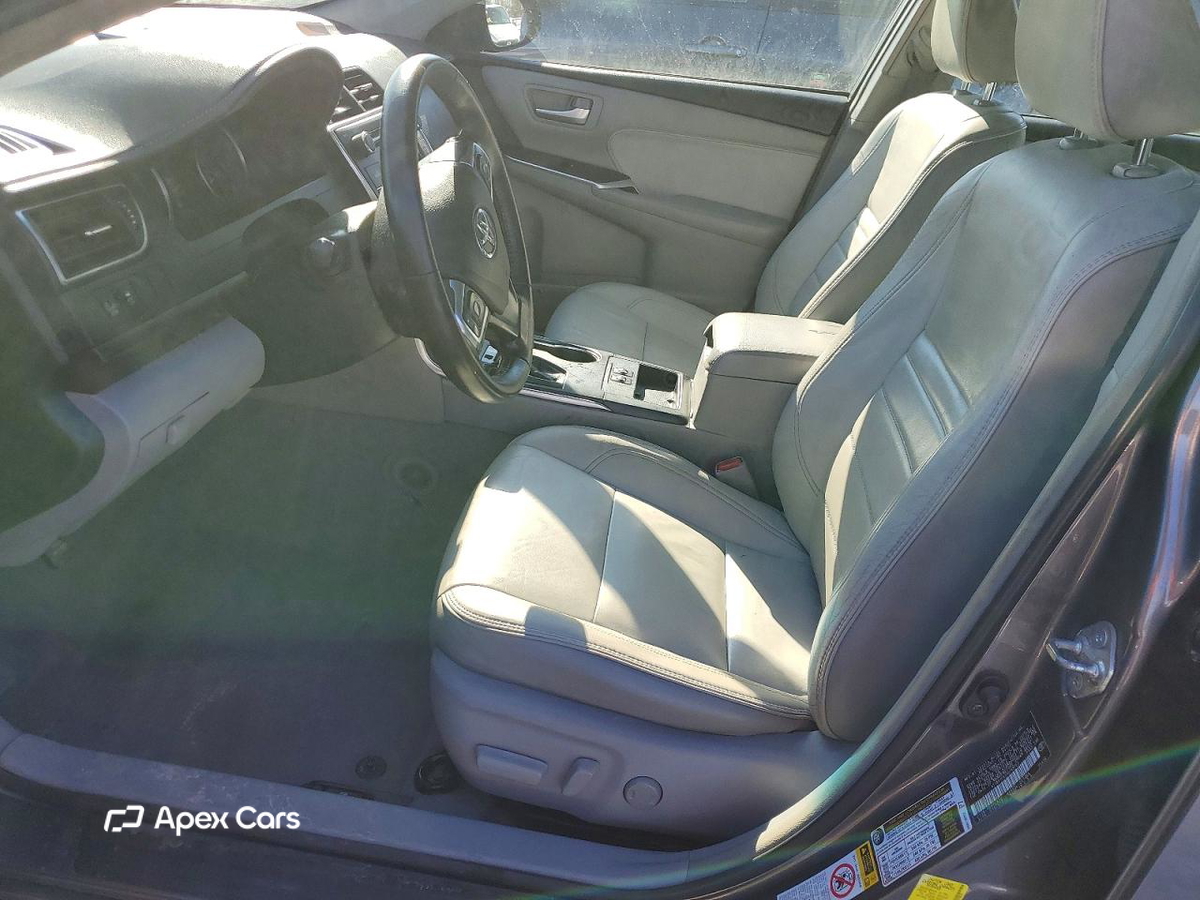 Toyota Camry 2017