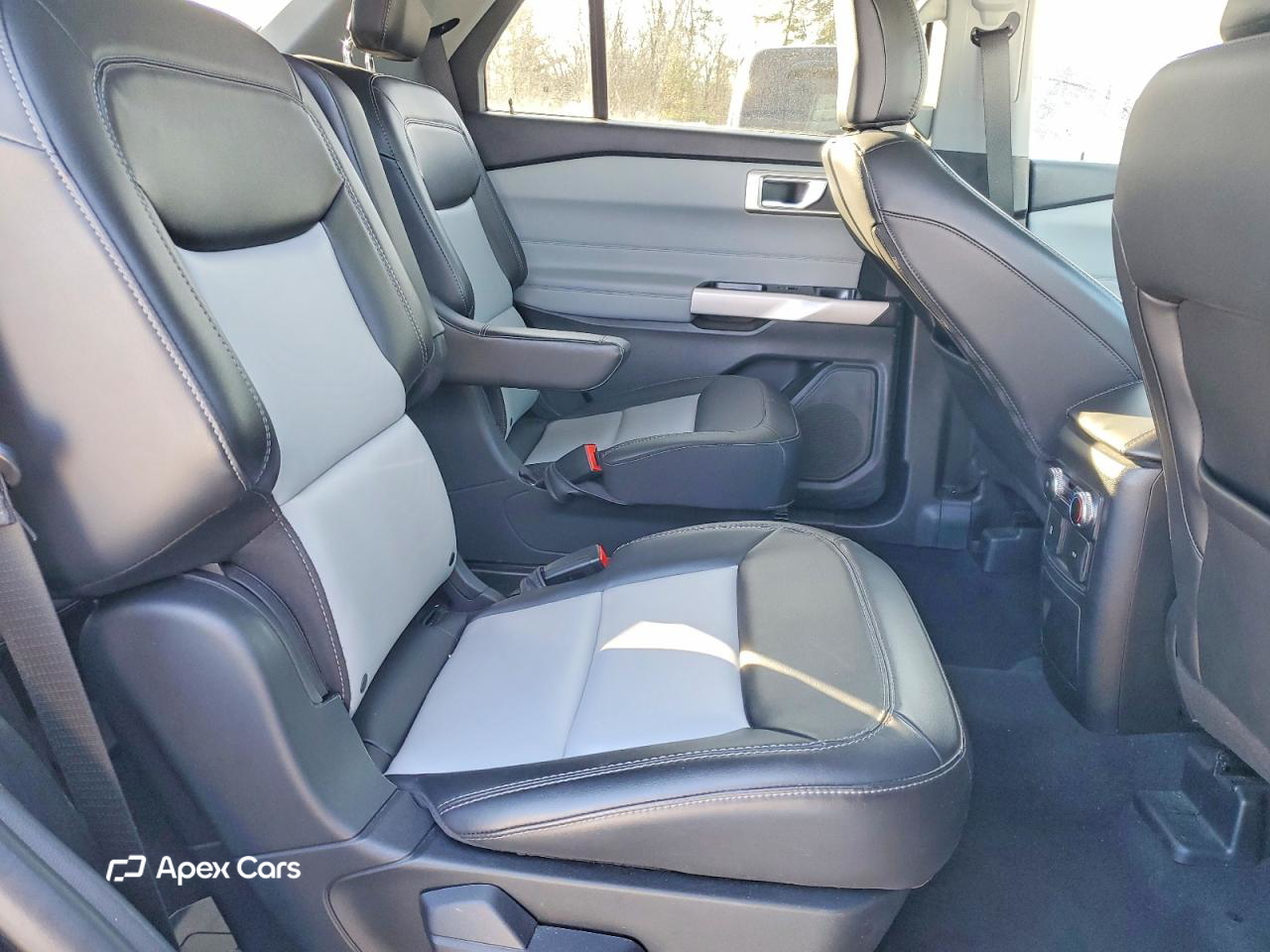 Ford Explorer 2023